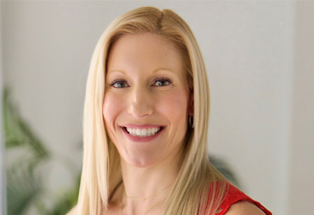  Dorothy Hildebrandt, Senior Director, Corporate Procurement, Hilton | Hospitality Business Review 