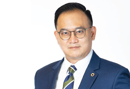 Phiphat Khanonwet, Vice President Information Technology, ONYX Hospitality Group | Hospitality Business Review